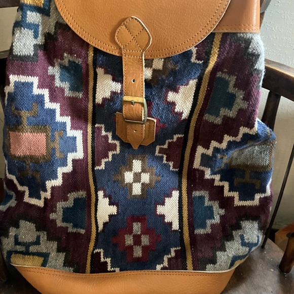 Hand made vintage one of a kind Ecuador Kilim style carpet bag - Picture 12 of 16